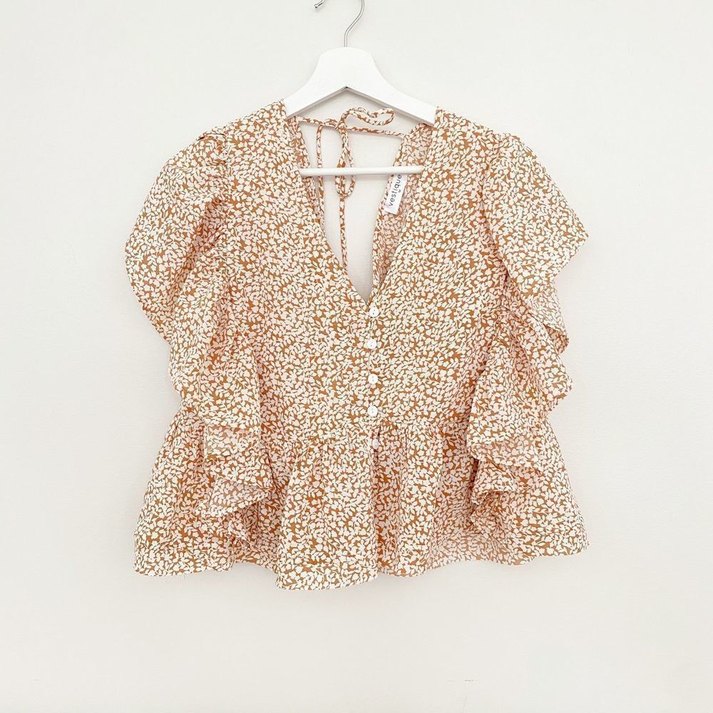 Vestique Orange and White Floral Crop Blouse - Picture 4 of 7